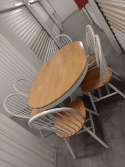 SOLID WOOD DINNING TABLE, 6 CHAIRS