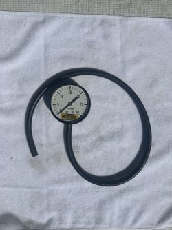 Like New Engine Vacuum Tester
