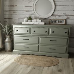 Vintage 7 drawer dresser- delivery available   H: 32in x L: 59in x D: 18in 