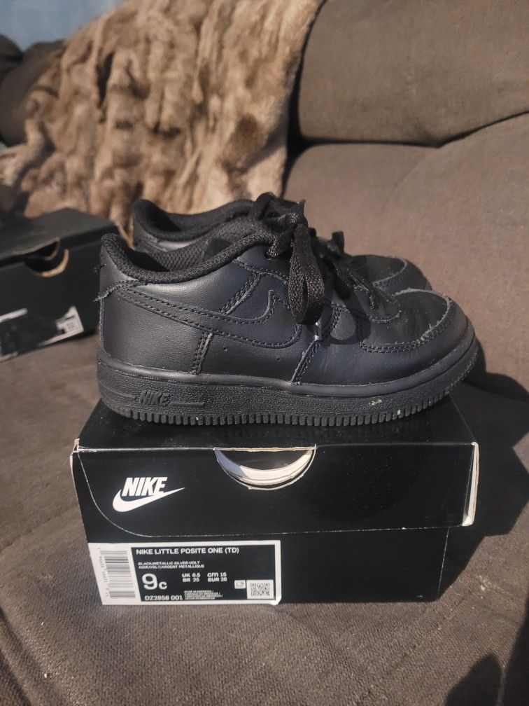 Nike Toddler Boys Size 9c