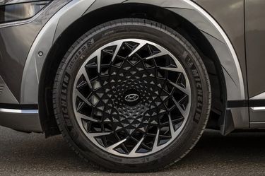Hyundai Elantra Rims Genesis Wheels Santa Fe Veloster Kona Accent Tucson 
