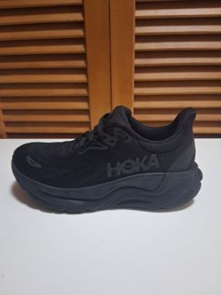 NEW HOKA ARAHI 8 ALL BLACK WOMEN'S RUNNING SHOE * SIZE: 5B