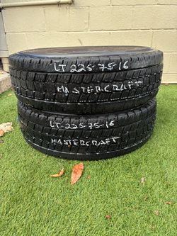 2 USED TIRES LT225/75/16 MASTERCRAFT COURSER HXT $120 CASH PRICE MOUNTED & BALANCE