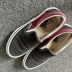 Men’s Vans size 7