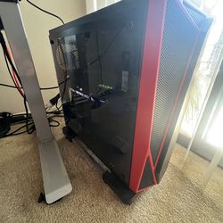 Gaming pc set with 3 monitors and desk mount make offer