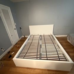 White Platform Queen bed( make offer)