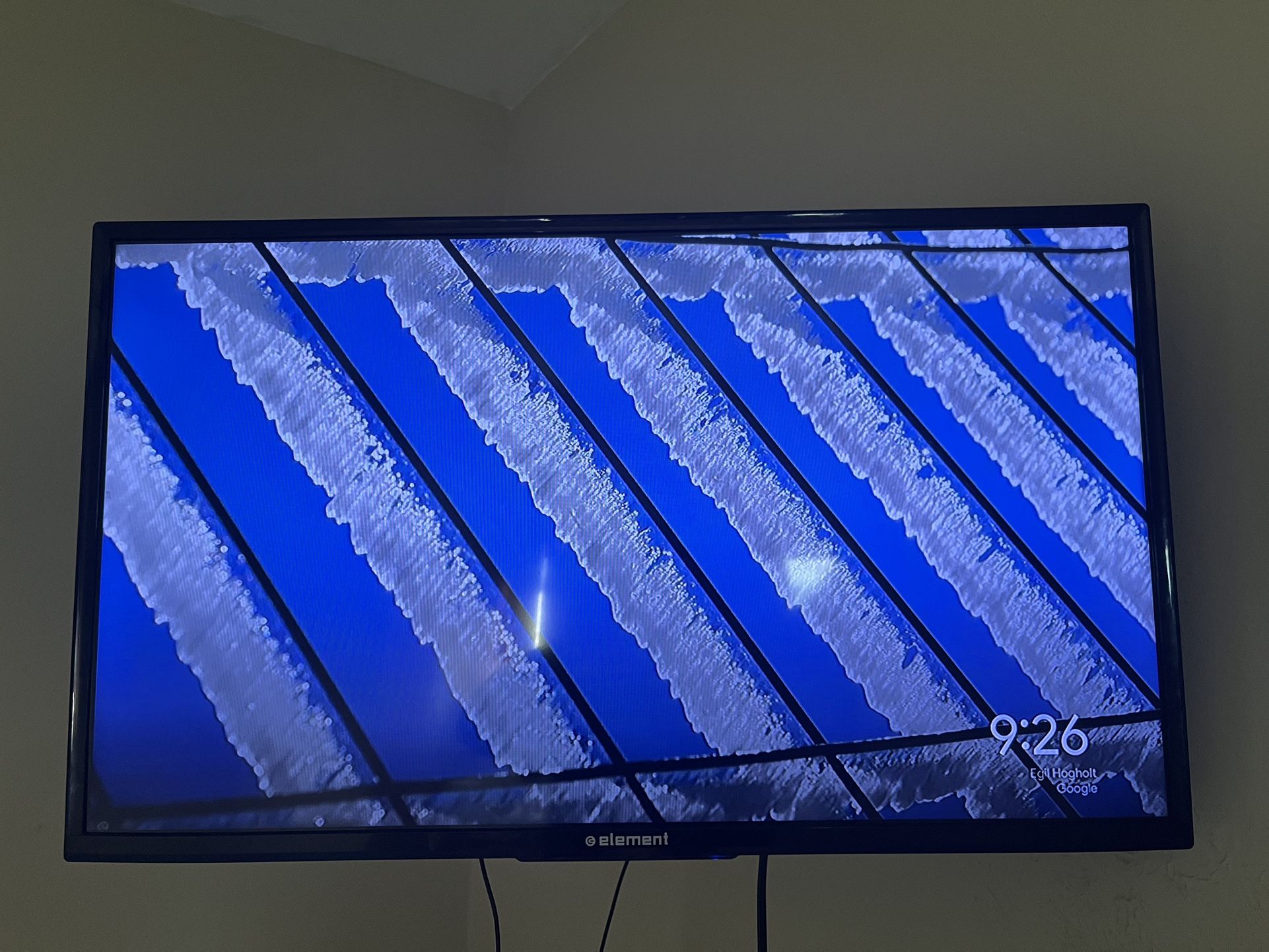 32 Inch Element Tv