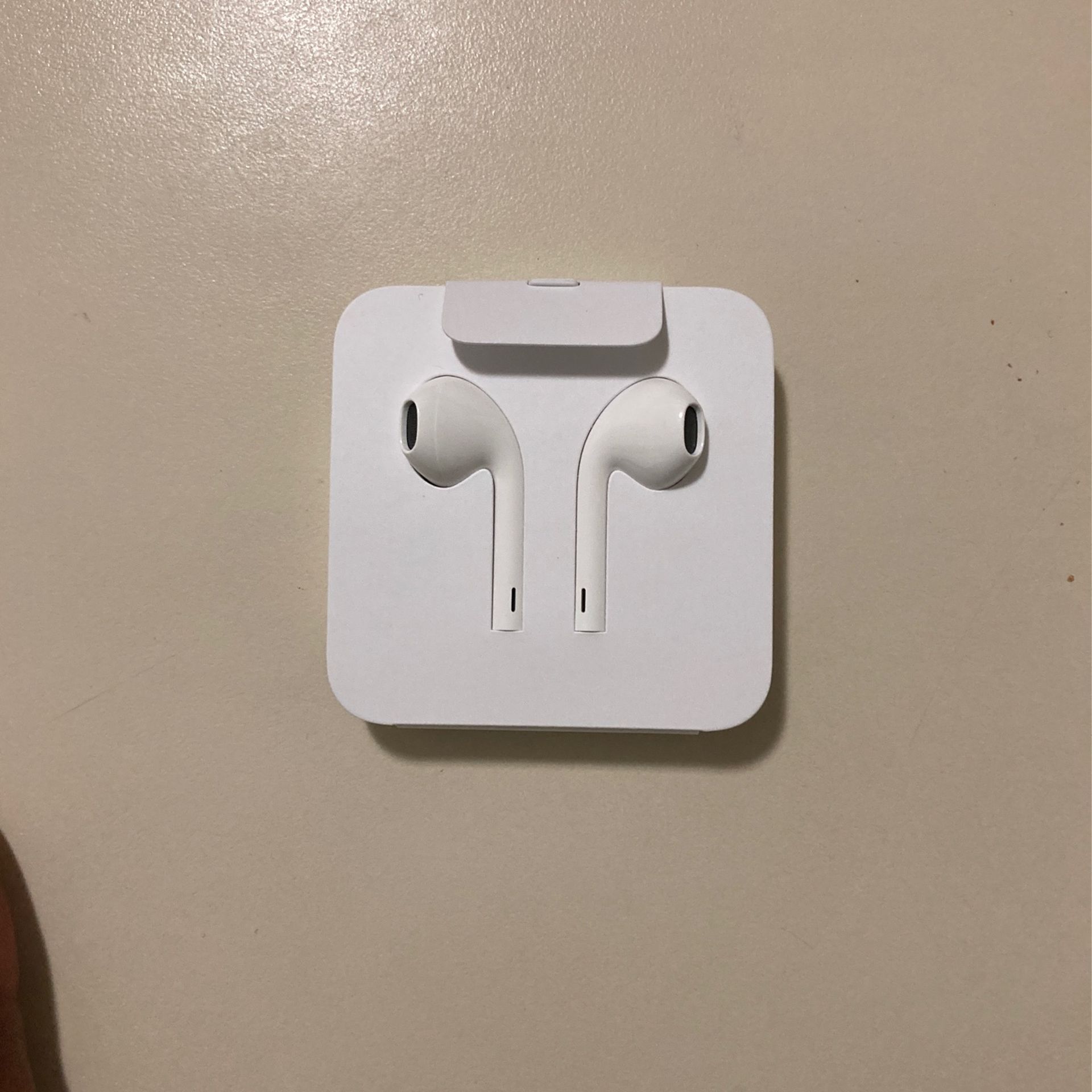 Brand New Apple Earphone