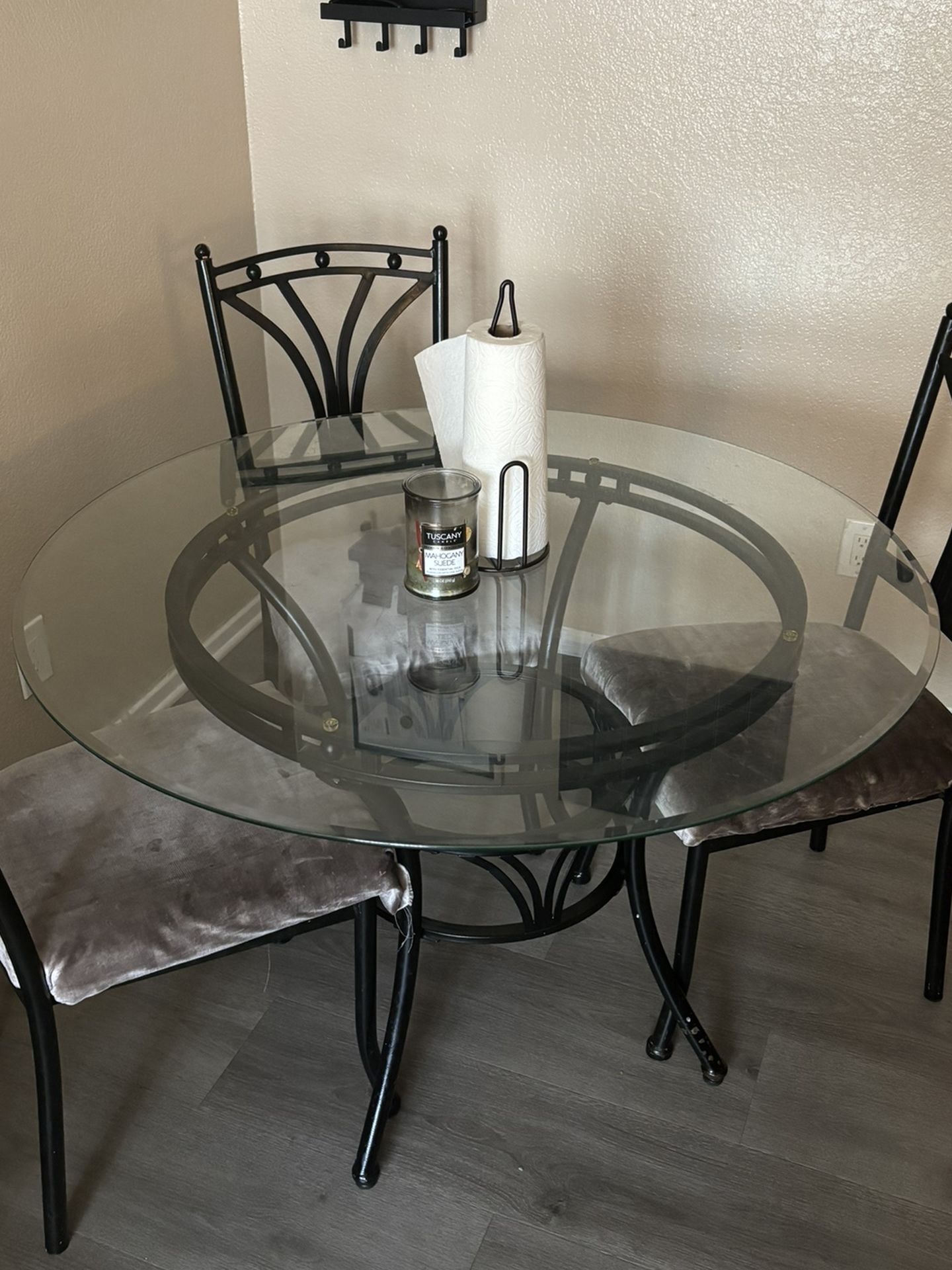 Round Glass Dining Table And Three Chairs 