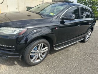 Audi Q7 S-Line Black SUV