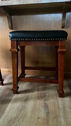 Kitchen bar stools