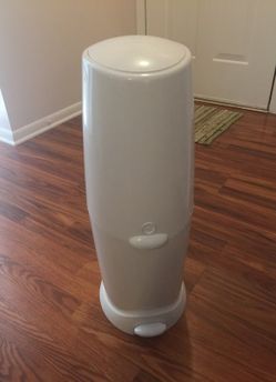 Diaper genie