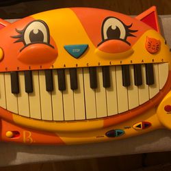 Cat Piano.