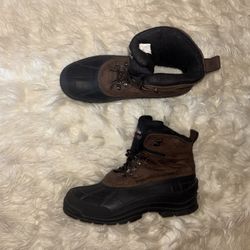 Men’s Shoes Size 11