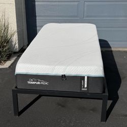 Twin Size Platform Bed W/Tempur-Pedic ProAdapt Mattress (FREE DELIVERY)