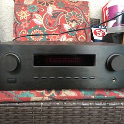 KLH Model KL-2400 Stereo Receiver Amplifier Black 400W Max