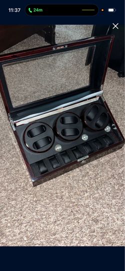 1 Left! $160 WatchBox Spinner
