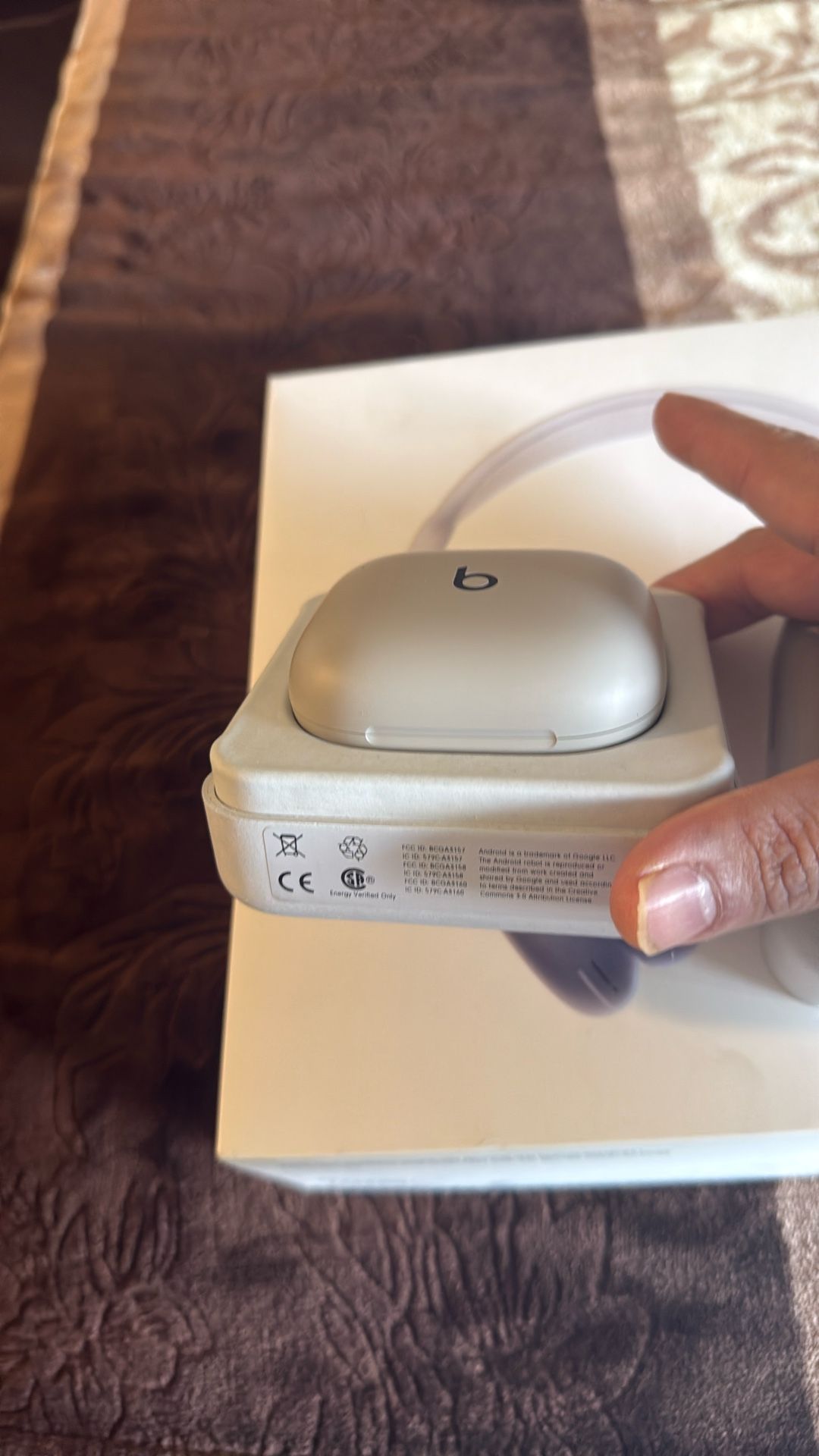 Powerbeats Pro Like New