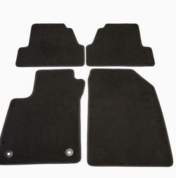 Buick encore 2020-2026 First- and Second-Row Carpeted Floor Mats! Asking $30 dollars