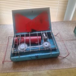 2 Coleman stoves for camping
