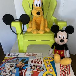 Mickey Mouse And Pluto Bundle 