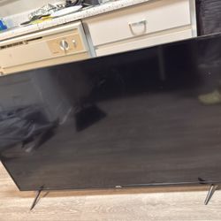 onn 55" 4K UHD HDR10 ROKU TV