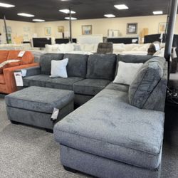 L Shape Sectional. 🚚WE DELIVER🚚