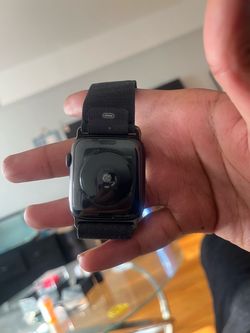 Apple Watch Ultra 49mm with Alpine Loop Band