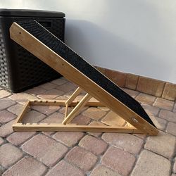 Pawhut adjustable pet ramp
