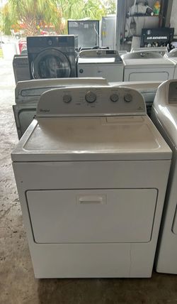 White Whirlpool Dryer with Large Capacity