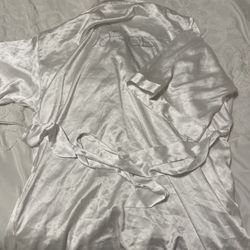 Victoria Secret ‘bride’ Robe 