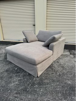 Oversized Chaise Lounge Chair