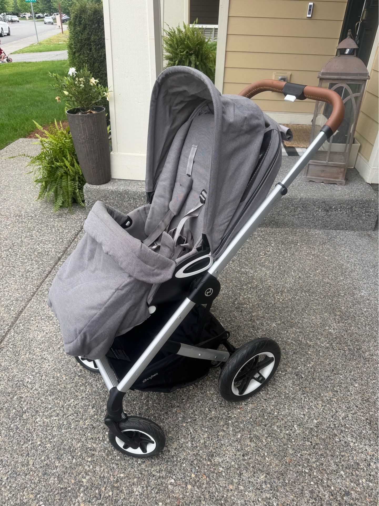 Cybex stroller