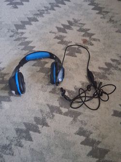 Gaming headphones