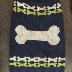 M/L Dog Sweater 