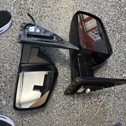 2016 Tundra Mirrors 