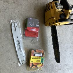 McCulloch 12 Inch Chainsaw. MAC120 automatic chain oiling.
