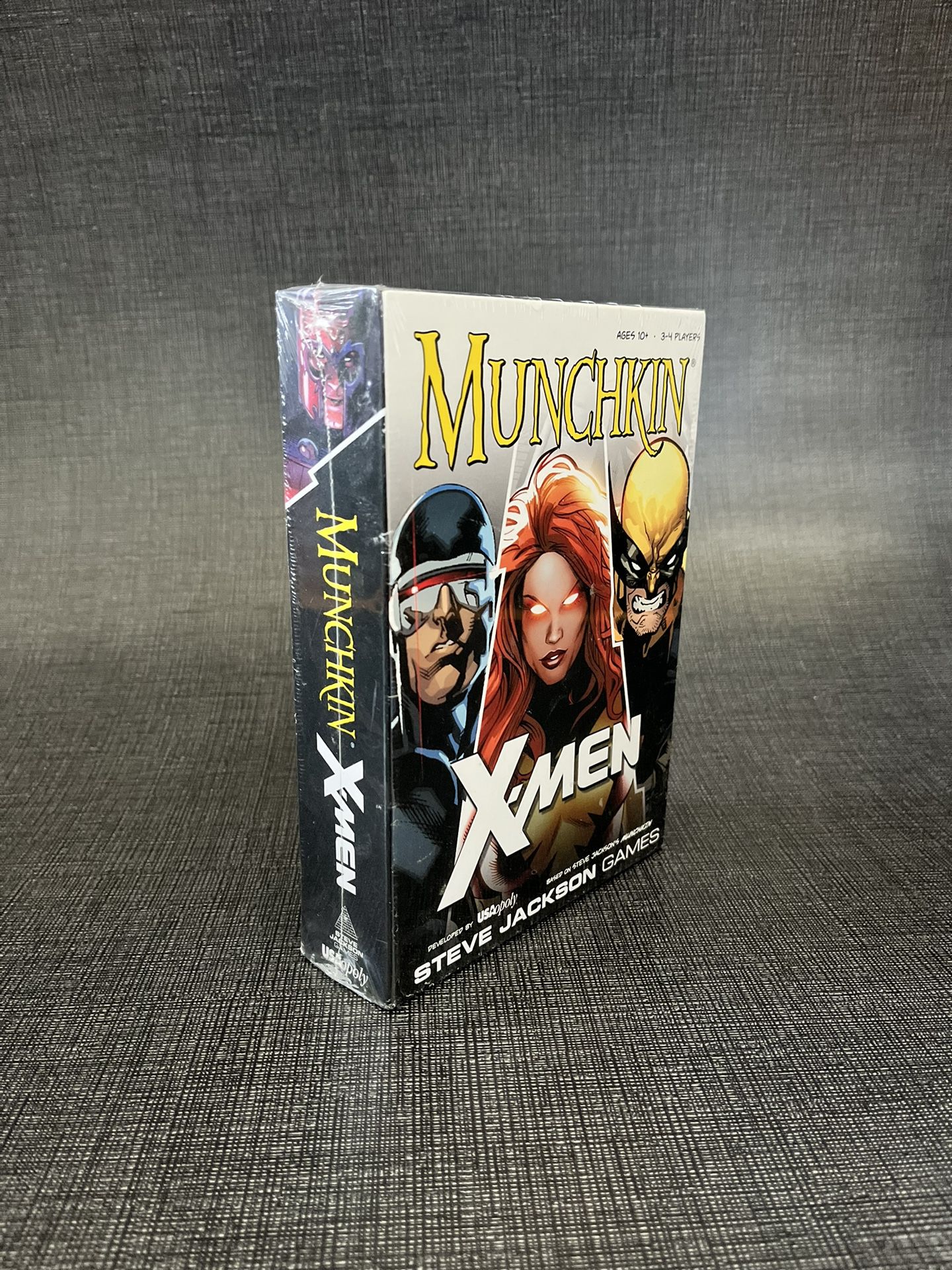 MUNCHKIN: X-MEN - A Role-Playing Adventure Fighting Card Game For 3-4 Players