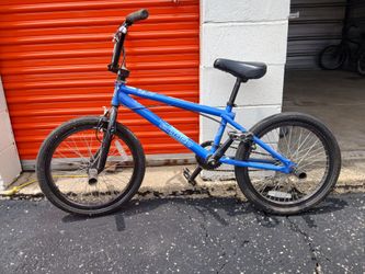 Haro F4 Series Hi-Ten 20 inch BMX Bike
