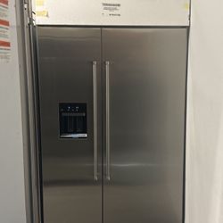 New In Box Kitchen Aid Built In 48” Side By Side Fridge Stainless Steel 