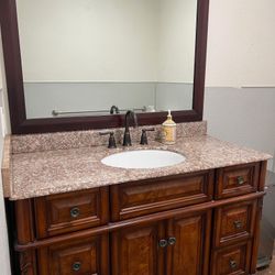 bathroom vanity 