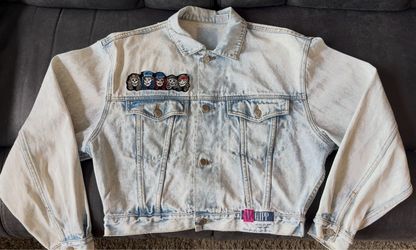 Vintage Light Wash Denim Trucker Jacket Guns & Roses Embellished Size M