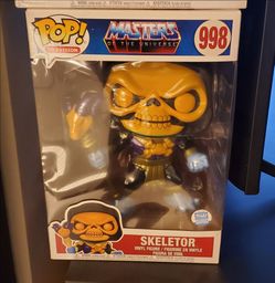 Skeletor 10 inch exclusive pop