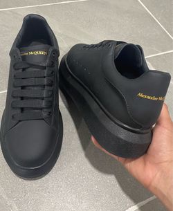 Fashion shoes
