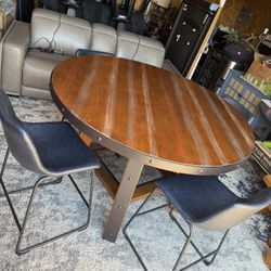 TAOS COUNTER TABLE WITH 4 CHAIRS 