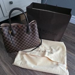 Lv Purse