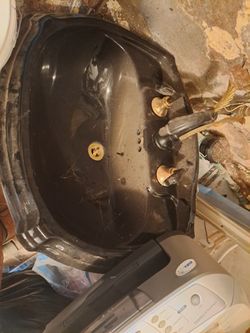 Vintage Sink And Faucet