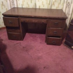 Solid Wood Computer Desk!7 Drawers!