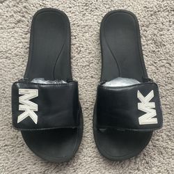 Michael Kors Slides Size 6.5 US