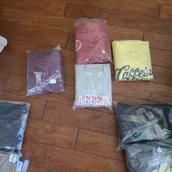 Sweatshirts &  Hoodie